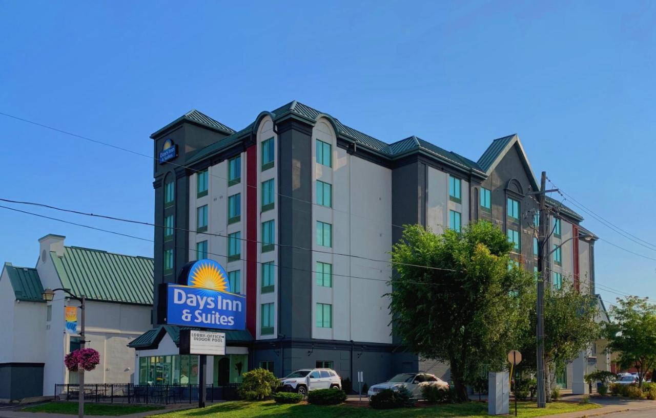 Days Inn By Wyndham Niagara Falls Centre St By The Falls Exterior photo